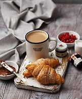 Luxury Designer Villa by the Beach