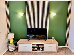 A Vibrant 3-bedroom House With Ample Parking