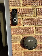 A Vibrant 3-bedroom House With Ample Parking