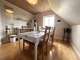 Johnnys Bed & Breakfast
