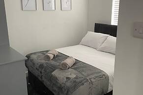 Sheffield Blissful Retreat - 3 Bedroom House