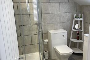 Sheffield Blissful Retreat - 3 Bedroom House