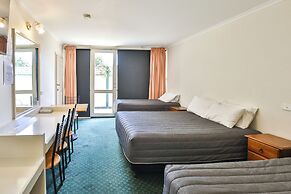 Cottonwood Motor Inn