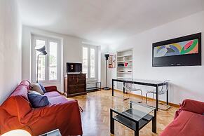 Luminous Apartment few steps P.za Navona