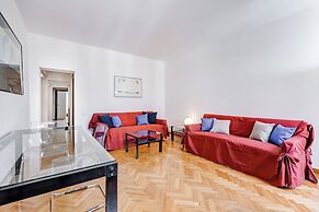 Luminous Apartment few steps P.za Navona