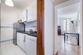 Luminous Apartment few steps P.za Navona