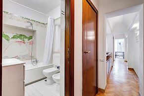 Luminous Apartment few steps P.za Navona