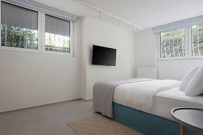 Athenian Riviera Coastal Charm Villa