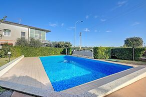 Holiday Sun Puegnago Terrace & Pool