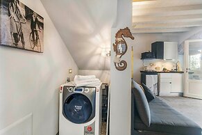 Sole Priscilla House- Terrace & parking