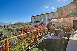 Sole Priscilla House- Terrace & parking