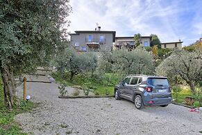 Sole Priscilla House- Terrace & parking