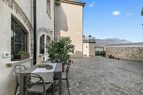 Sole Priscilla House- Terrace & parking