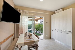 Sole Priscilla House- Terrace & parking