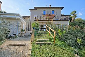 Sole Priscilla House- Terrace & parking