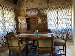 Lovely 3 bed House in Juliasdale - 2273