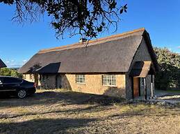 Lovely 3 bed House in Juliasdale - 2273