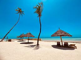 Royal Mandarin Hotel & Resort