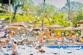 Royal Mandarin Hotel & Resort