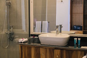 Royal Mandarin Hotel & Resort