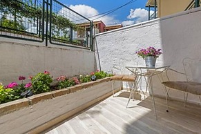 Aristo Apartment by Estia