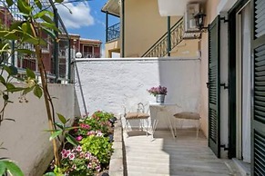 Aristo Apartment by Estia