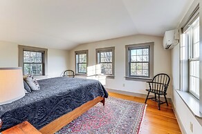 Outdoor Fireplace & Pool Table: Tamworth Home!