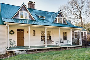 Outdoor Fireplace & Pool Table: Tamworth Home!