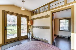 Outdoor Fireplace & Pool Table: Tamworth Home!