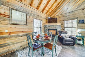 Hot Tub & Fire Pit: Cozy Cabin in Broken Bow!