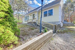 6 Mi to Beach: Home w/ Deck in Brewster!