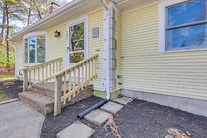 6 Mi to Beach: Home w/ Deck in Brewster!