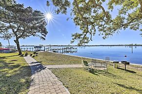 Waterfront Community w/ Perks: Mary Esther Condo