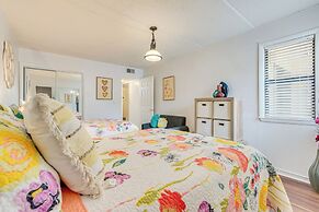 Waterfront Community w/ Perks: Mary Esther Condo