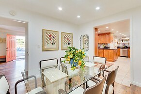 2 Mi to Dtwn: Vintage-inspired Gem in Palm Springs