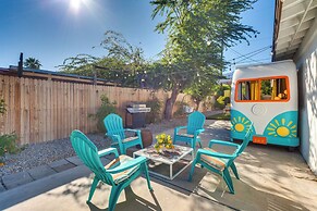 2 Mi to Dtwn: Vintage-inspired Gem in Palm Springs