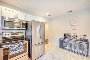 3 Mi to Dtwn: Cozy San Antonio Home w/ Casita!