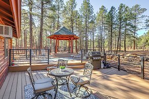 Furnished Gazebo w/ View: Rustic Williams Retreat!