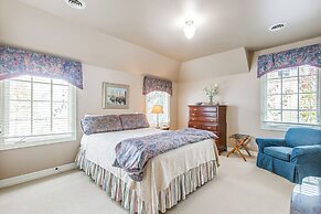 Walk to DU, Dining & Parks: Spacious Denver Home!