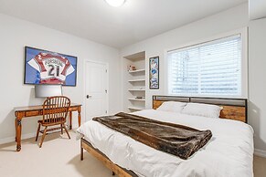 Walk to DU, Dining & Parks: Spacious Denver Home!