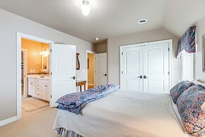 Walk to DU, Dining & Parks: Spacious Denver Home!