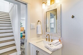 Walk to Beach: Modern Farmhouse in Surfside Beach!