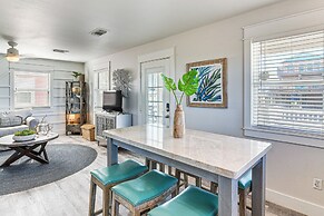 Walk to Beach: Modern Farmhouse in Surfside Beach!