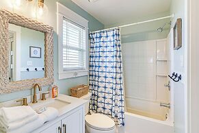 Walk to Beach: Modern Farmhouse in Surfside Beach!