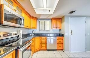 Scenic Balcony & Beach Access: Hudson Condo