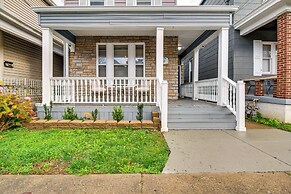 2 Mi to Dtwn Cincinnati: Home w/ Fenced Yard!