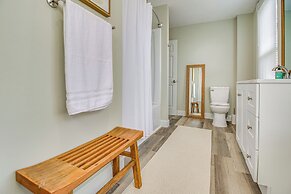 2 Mi to Dtwn Cincinnati: Home w/ Fenced Yard!