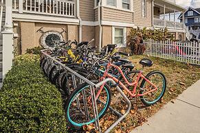 Steps to Beach: Couple's Retreat in Ocean City!