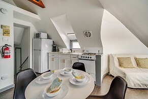 Steps to Beach: Couple's Retreat in Ocean City!