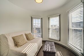 Steps to Beach: Couple's Retreat in Ocean City!